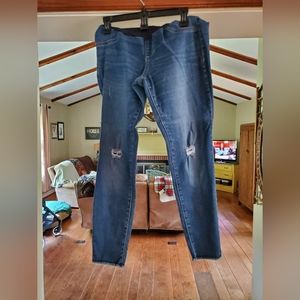 Size 10 a. Glow maternity jeggings